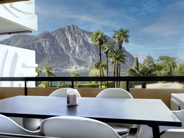 Lakeview App. 214 | Boeken bij Flickmyhouse