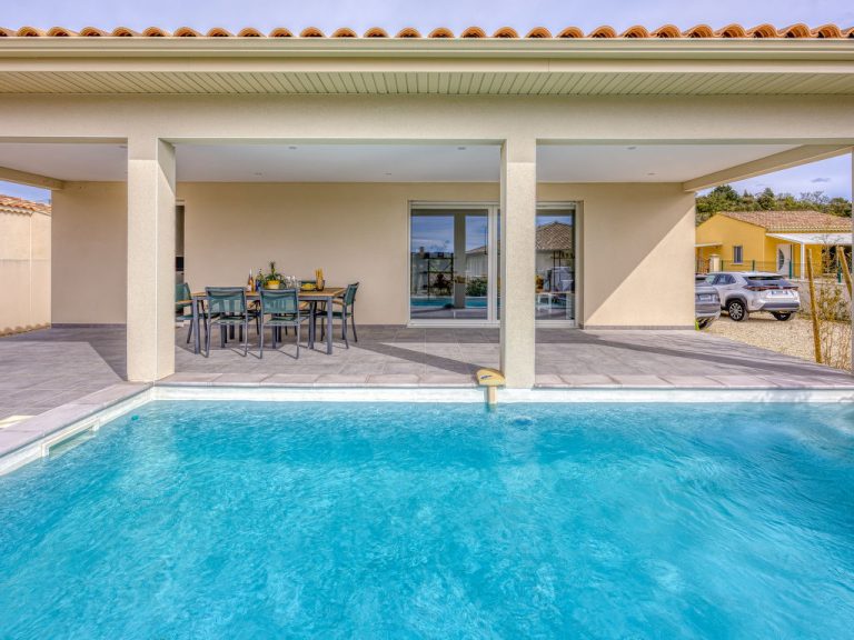 Villa Hestia | Boeken bij Flickmyhouse