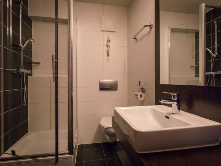 #12 mit Balkon | Boeken bij Flickmyhouse