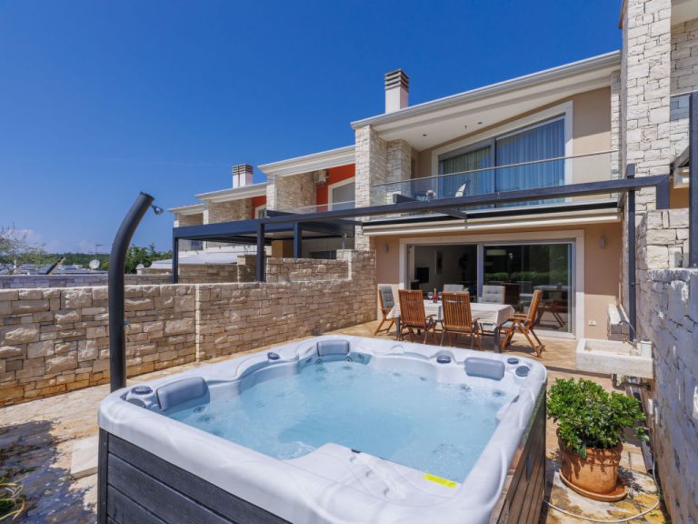 Sv. Ivan 1 | Boeken bij Flickmyhouse