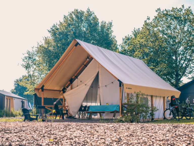 Glampingtent 4 | Boeken bij Flickmyhouse