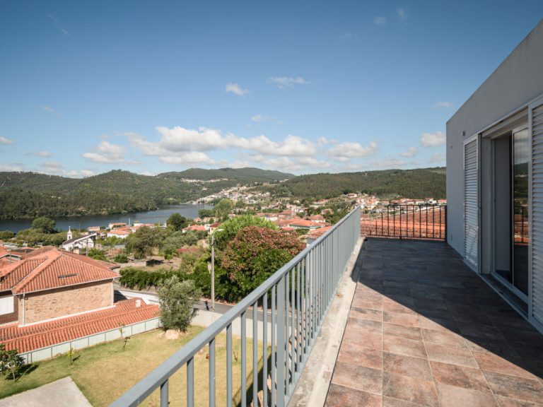 Douro view | Boeken bij Flickmyhouse