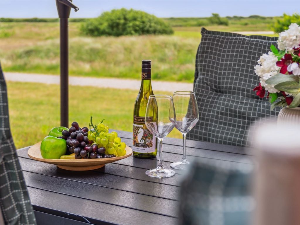 "Akim" - 2km from the sea | Boeken bij Flickmyhouse