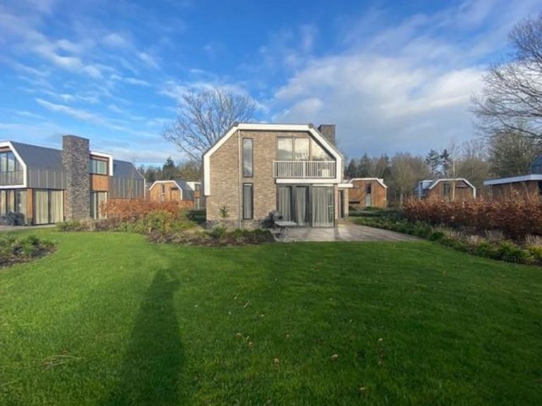 Eco Villa 12 | Boeken bij Flickmyhouse