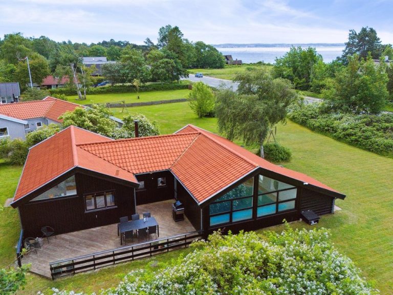 "Hermund" - 100m from the sea | Boeken bij Flickmyhouse