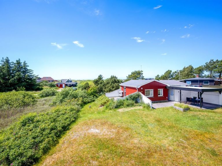 "Arntraud" - 500m from the sea | Boeken bij Flickmyhouse