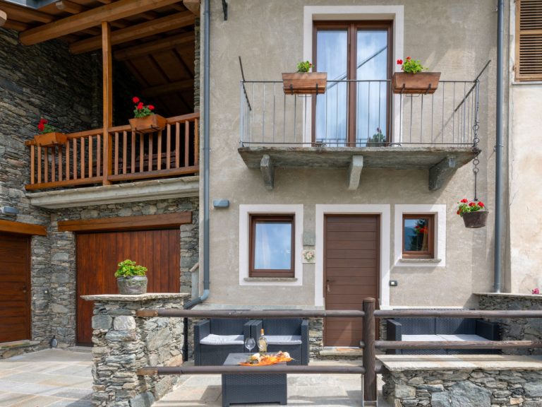 Chalets Mongioie | Boeken bij Flickmyhouse