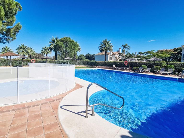 Arcos Gardens Golf | Boeken bij Flickmyhouse