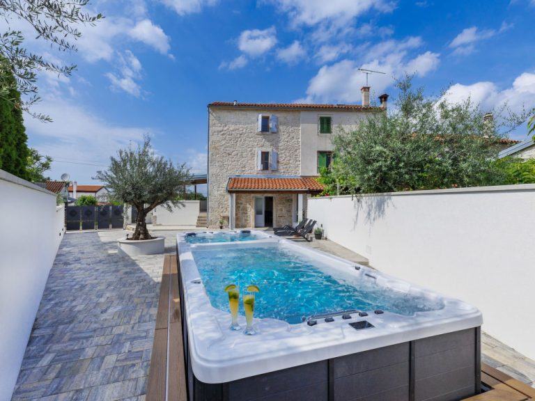 Villa Lucky | Boeken bij Flickmyhouse