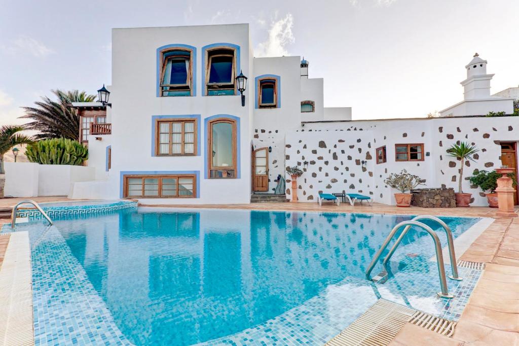 LiggingLa Casona de Yaiza ligt rustig