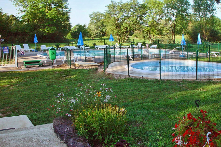 Flower Camping Les 3 Ours | Reserveren bij Flickmyhouse