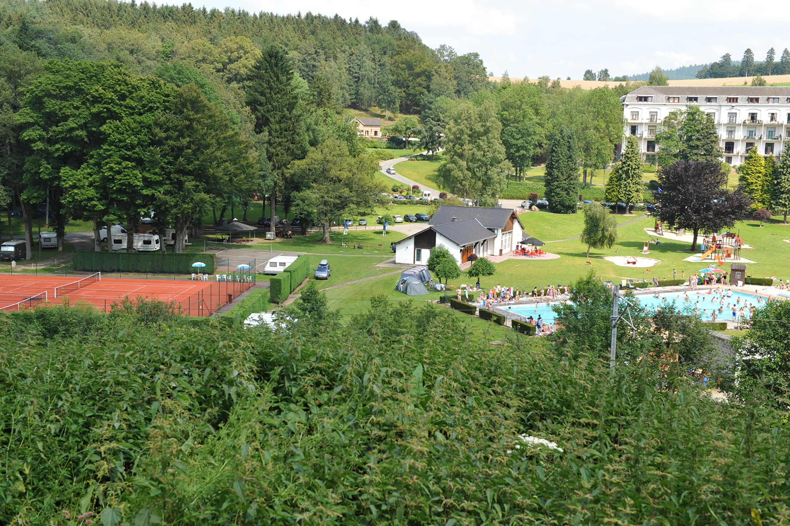 Camping Les Neufs Prés | Reserveren bij Flickmyhouse