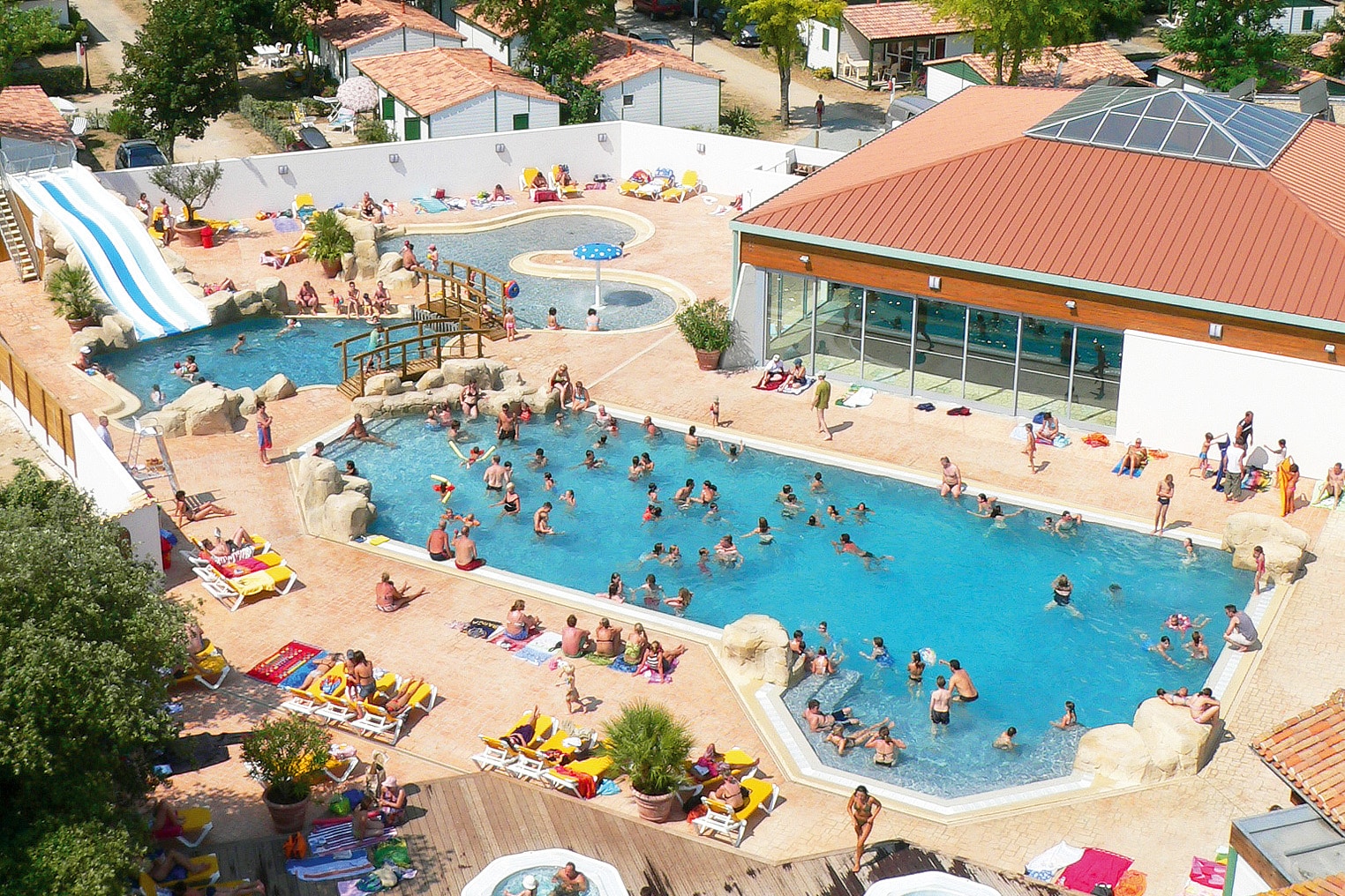 Camping Les Gros Joncs | Reserveren bij Flickmyhouse