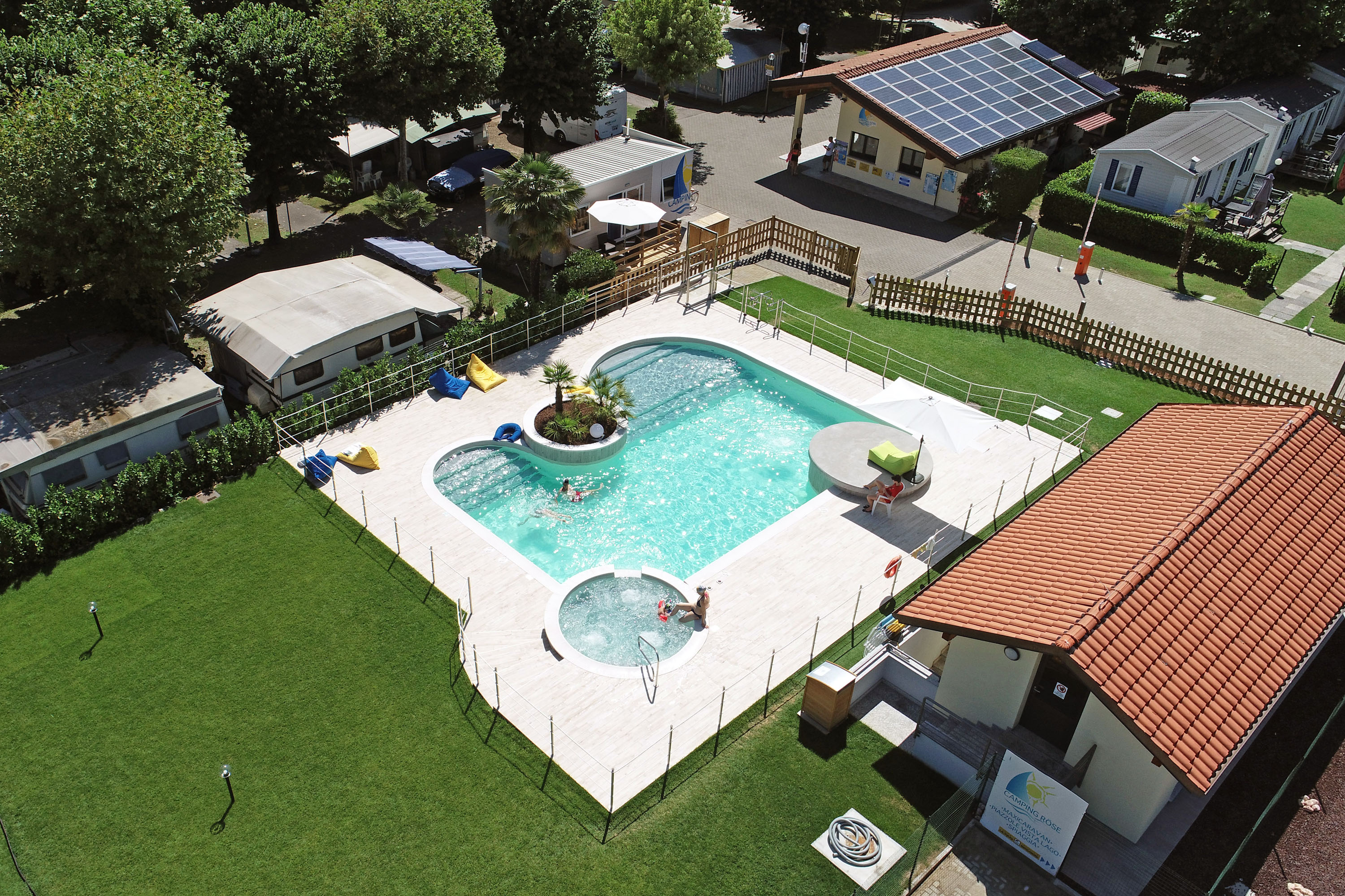 Camping Röse | Reserveren bij Flickmyhouse