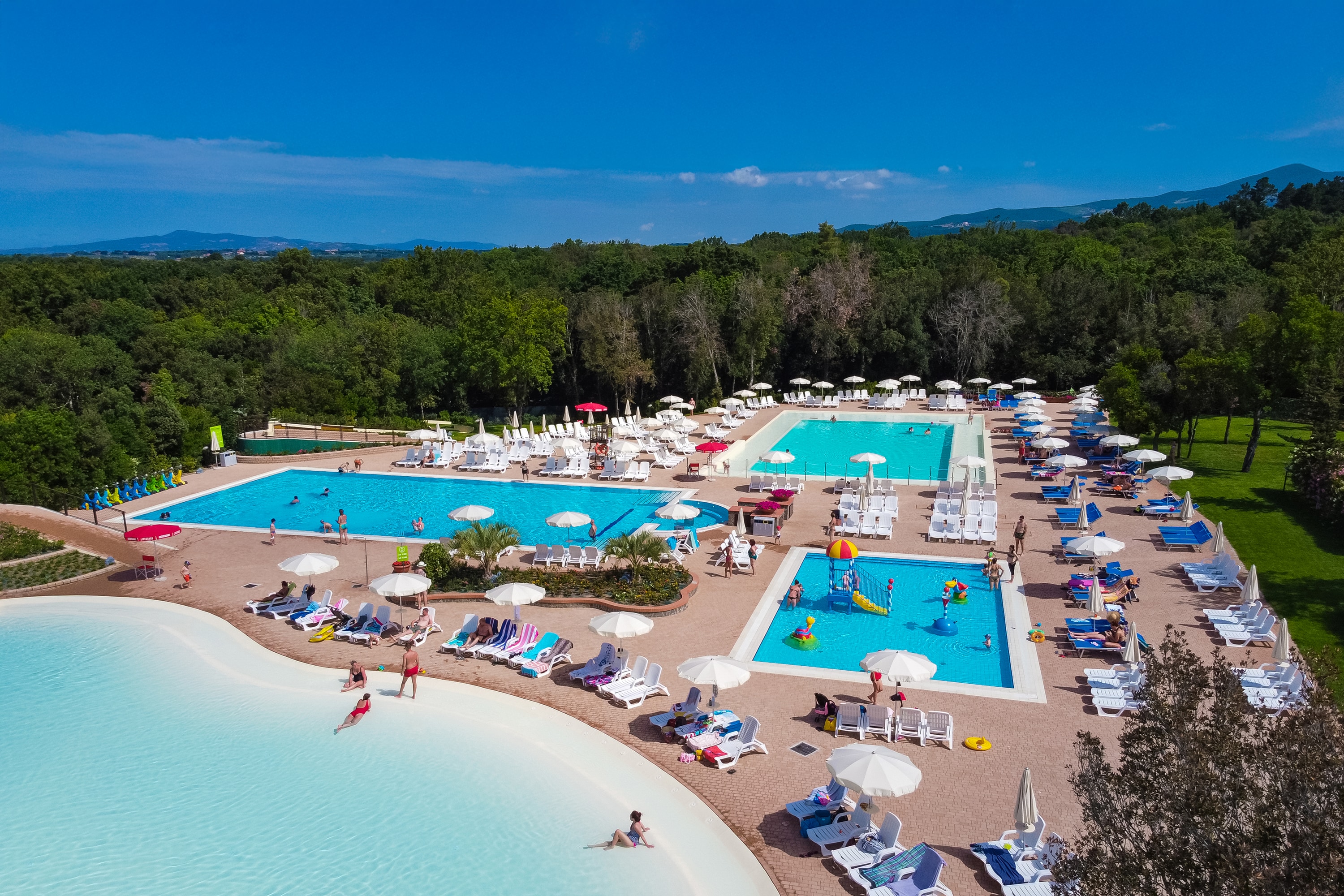 hu Montescudaio Village | Reserveren bij Flickmyhouse