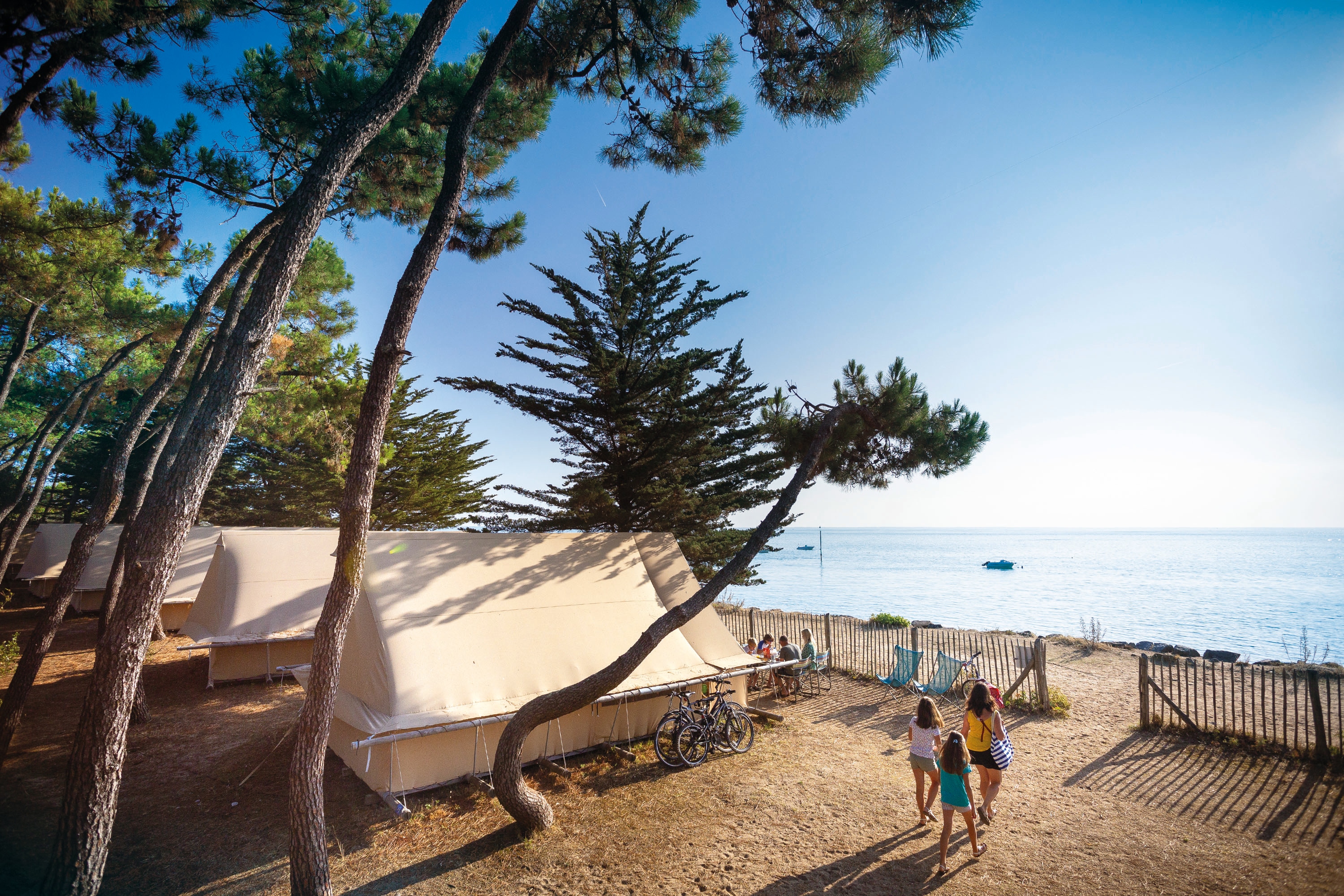 Camping Huttopia Noirmoutier | Reserveren bij Flickmyhouse