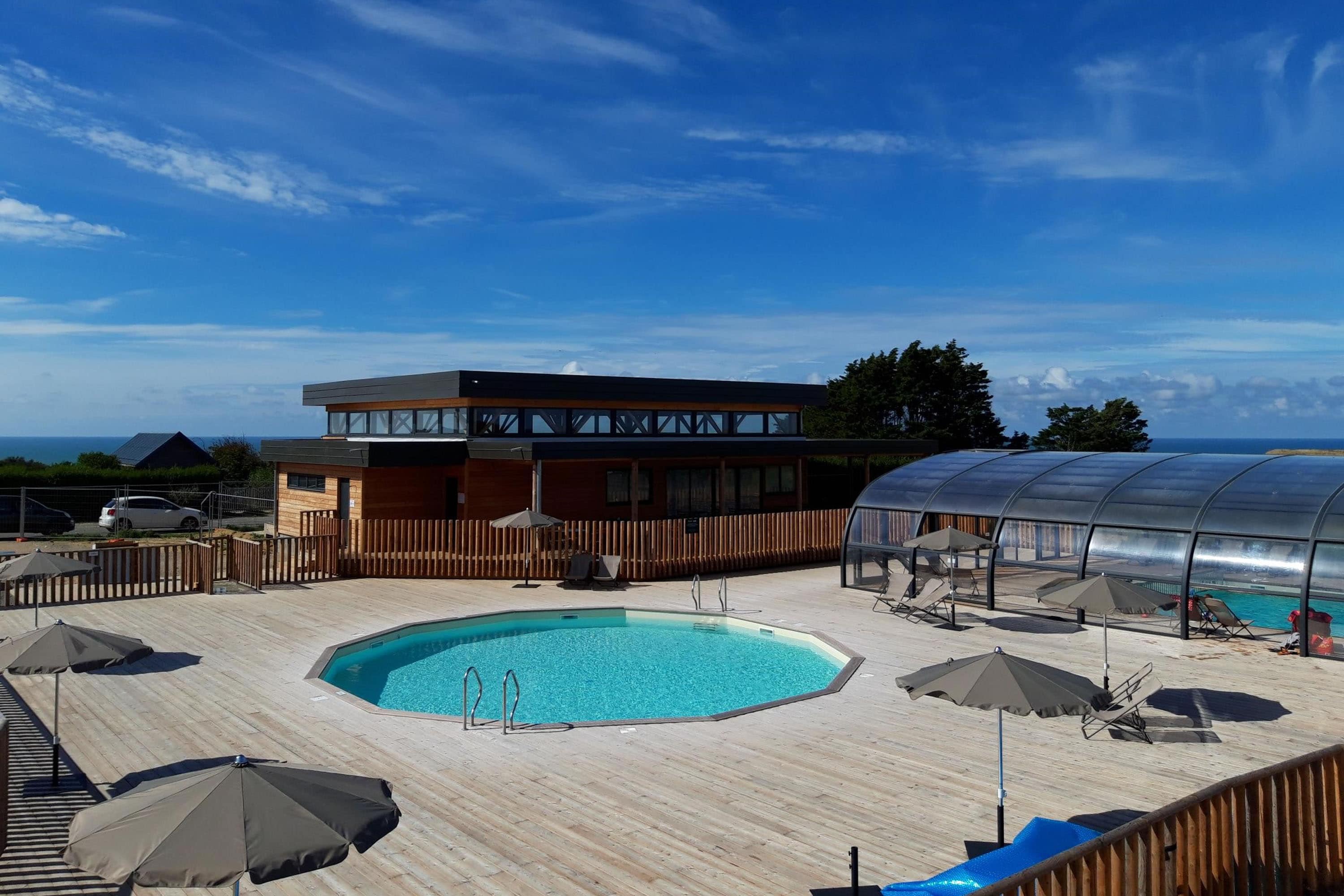 Camping Huttopia Les Falaises - Normandie | Reserveren bij Flickmyhouse