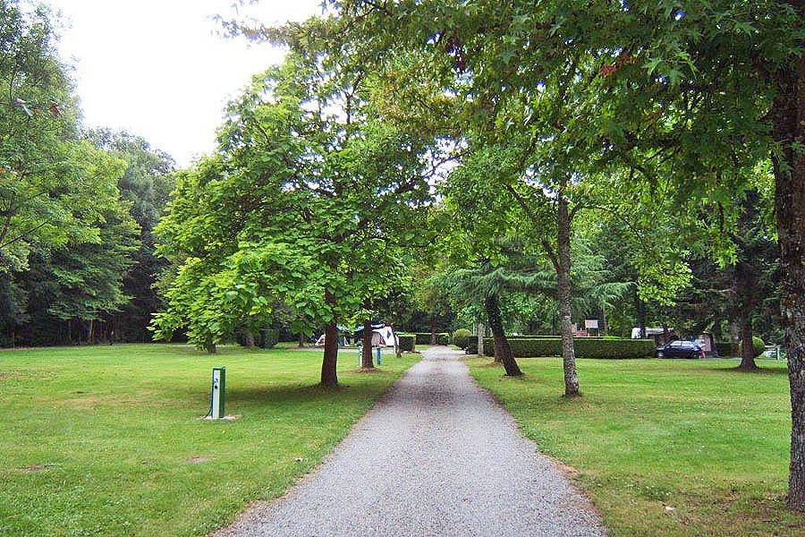 Flower Camping du Lac de la Seigneurie | Reserveren bij Flickmyhouse