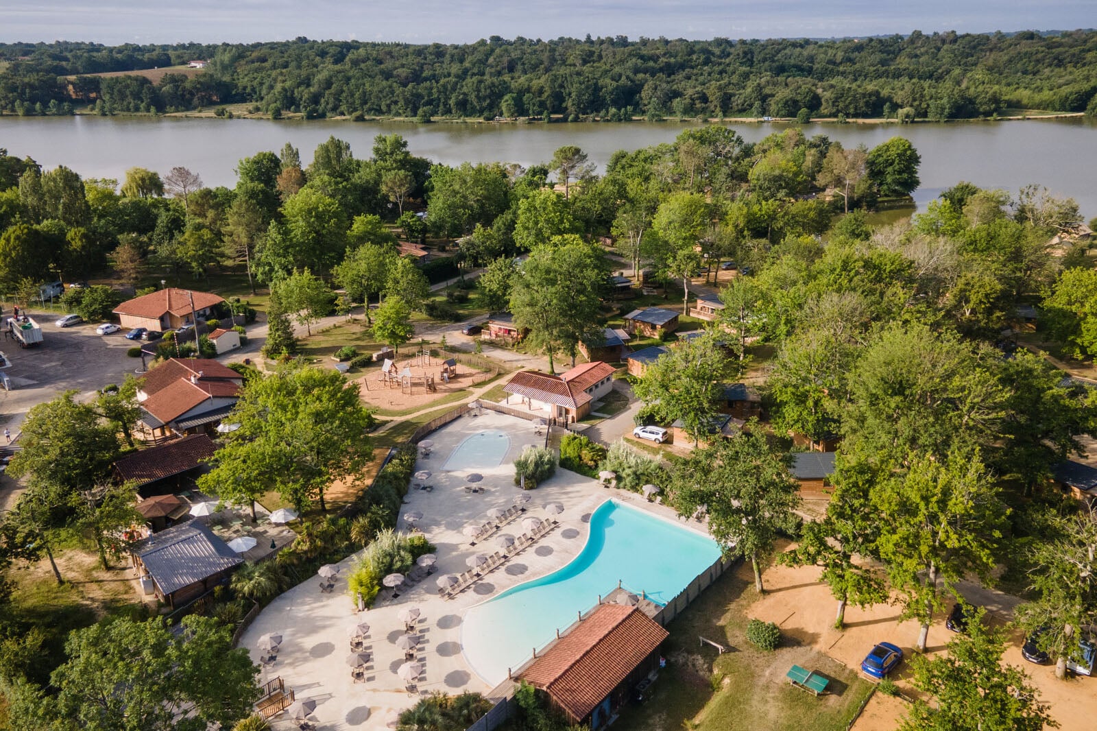 Camping Huttopia Lac de l'Uby - Gers | Reserveren bij Flickmyhouse