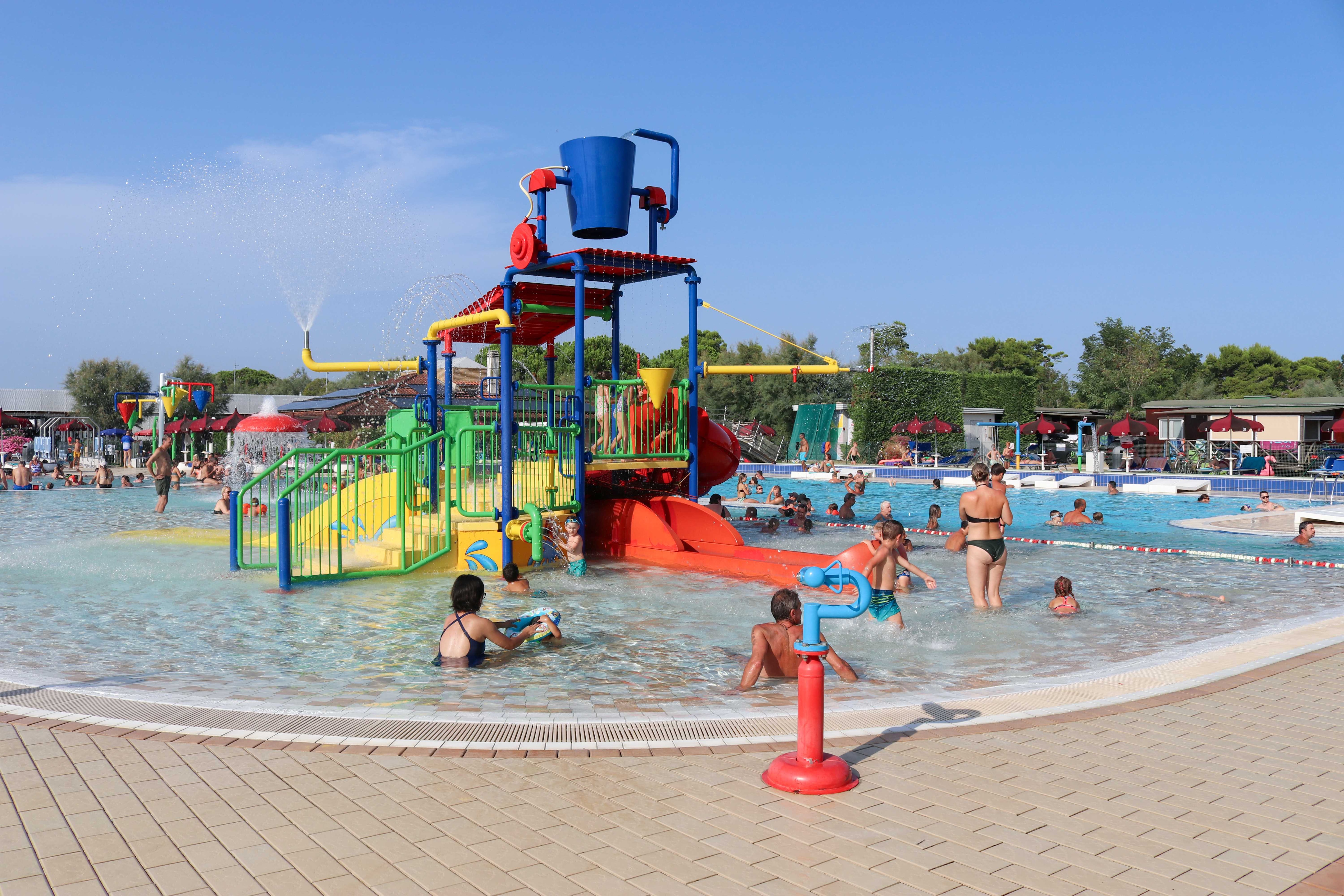 Camping Village Capalonga | Reserveren bij Flickmyhouse