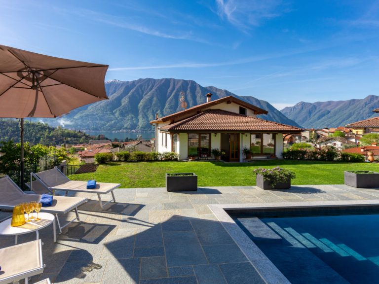 Villa Del Sole | Boeken bij Flickmyhouse