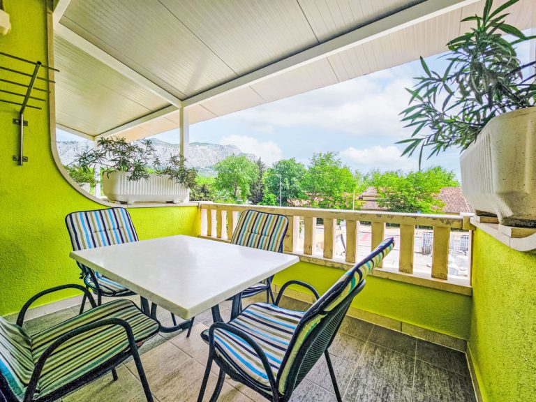 Dajak | Boeken bij Flickmyhouse