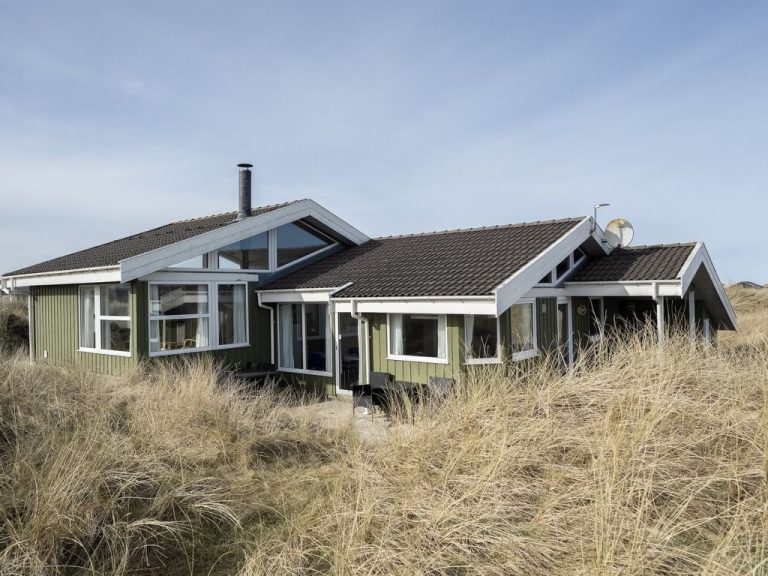 "Merta" - 150m from the sea | Boeken bij Flickmyhouse