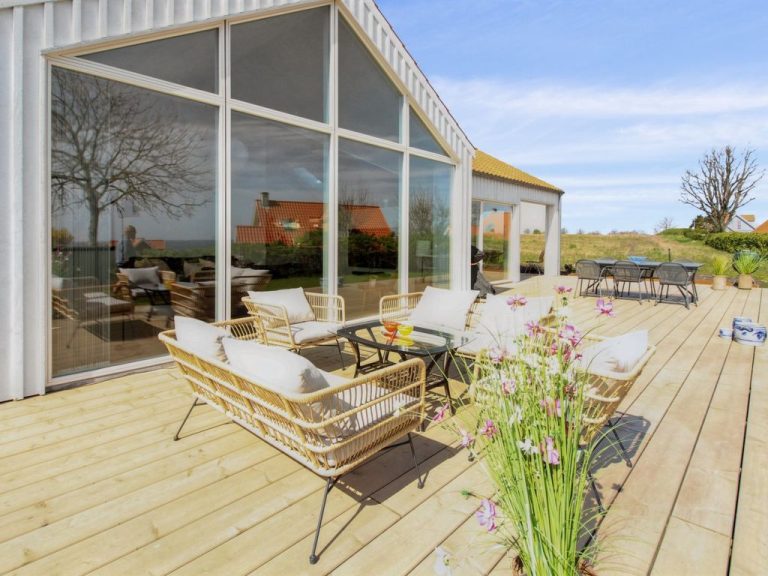 "Skoge" - 500m from the sea | Boeken bij Flickmyhouse