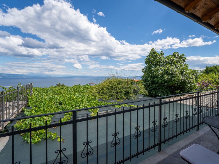 Zora | Boeken bij Flickmyhouse