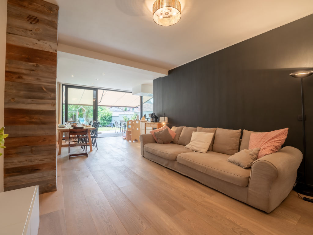 La Gabane quiet but central house | Boeken bij Flickmyhouse