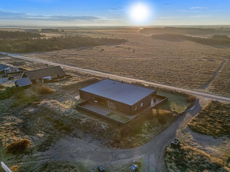 "Marius" - 400m from the sea | Boeken bij Flickmyhouse