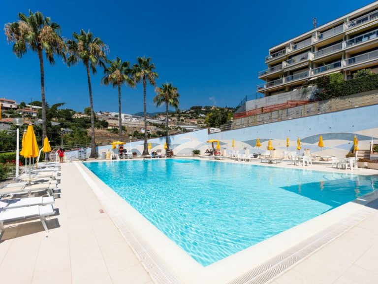 casa Fiorita | Boeken bij Flickmyhouse