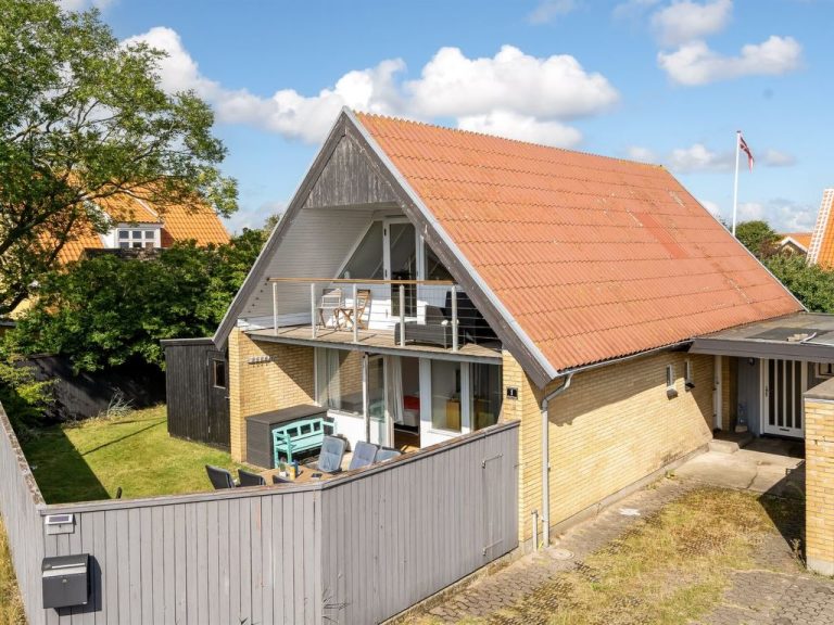 "Birla" - 600m from the sea | Boeken bij Flickmyhouse