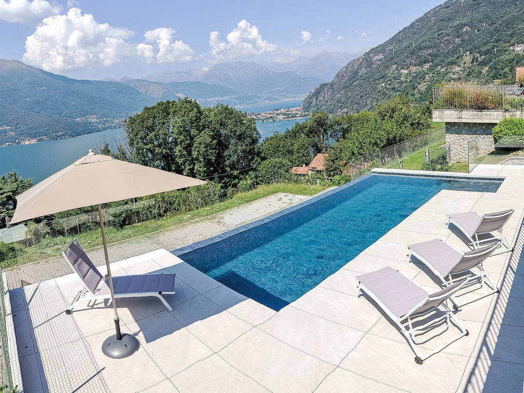 La Terrazza sul Lago | Boeken bij Flickmyhouse