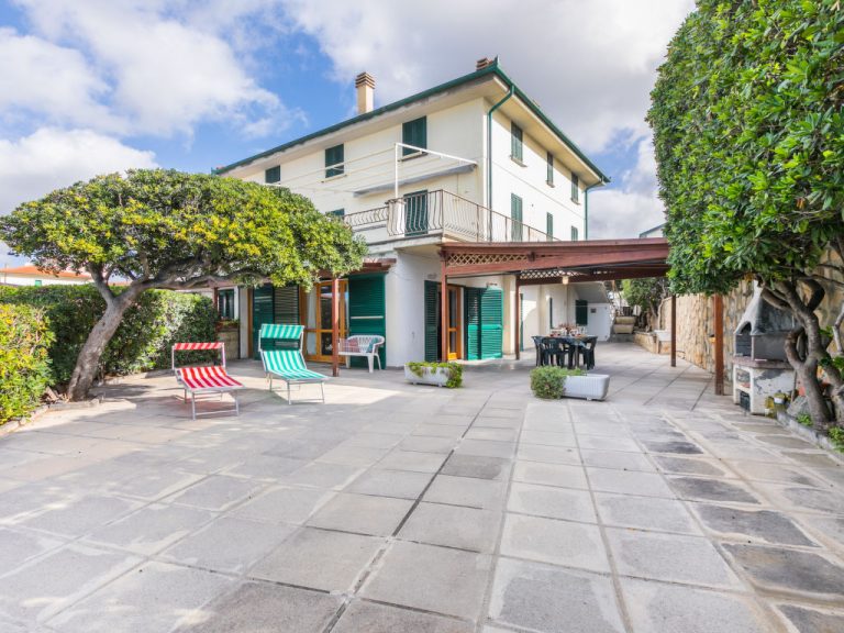 Casa al mare di Leo | Boeken bij Flickmyhouse