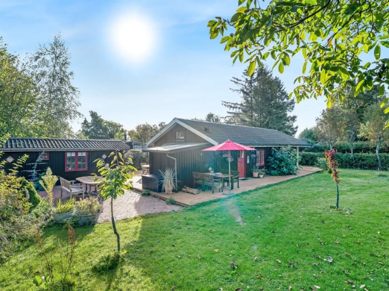 "Heraldine" - 400m from the sea | Boeken bij Flickmyhouse