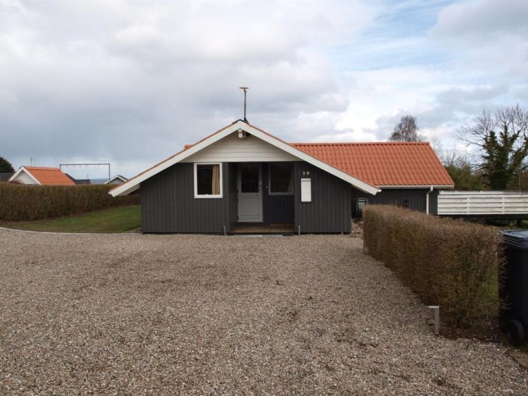 "Bessi" - 200m from the sea | Boeken bij Flickmyhouse