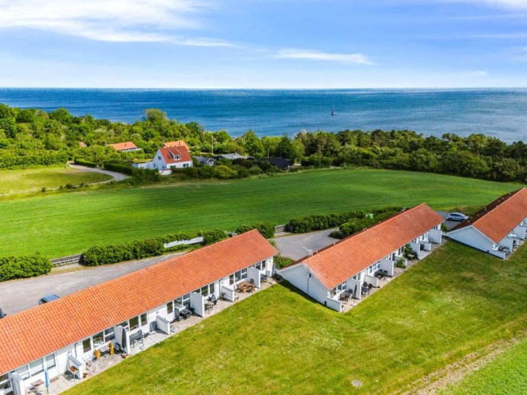 "Sandrine" - 400m from the sea | Boeken bij Flickmyhouse