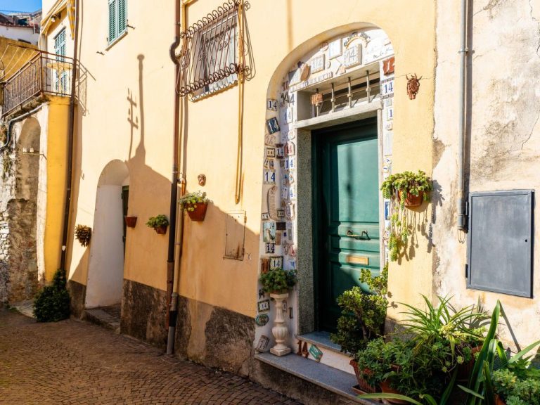 In te l'Aia | Boeken bij Flickmyhouse