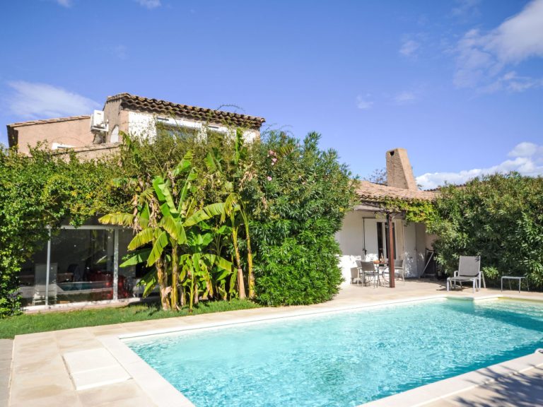 Le Rosier | Boeken bij Flickmyhouse