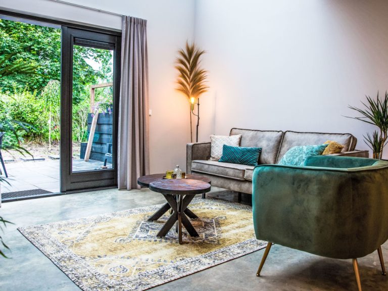 Mini Camping Oranjezon | Boeken bij Flickmyhouse