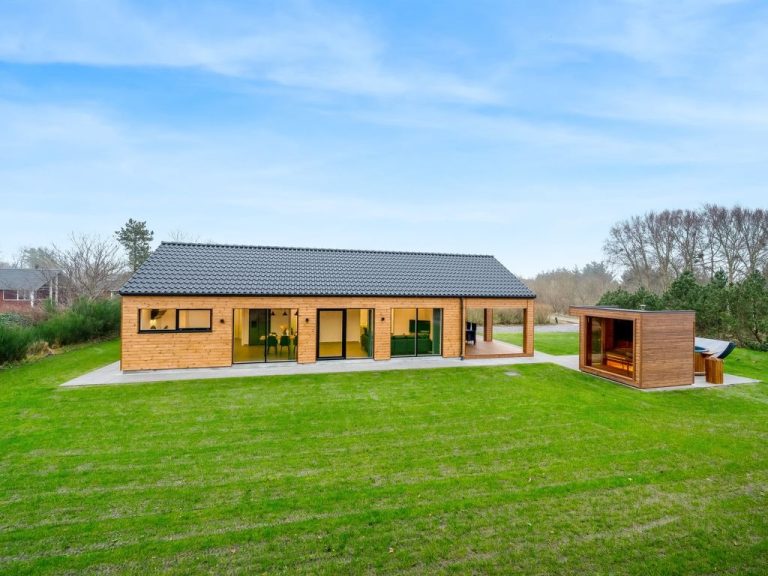 "Grimar" - 400m to the inlet | Boeken bij Flickmyhouse