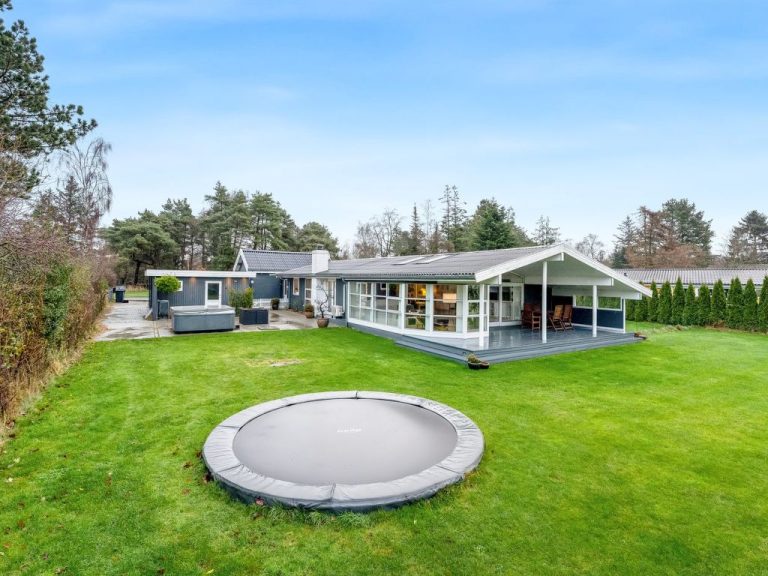 "Timao" - 750m from the sea | Boeken bij Flickmyhouse