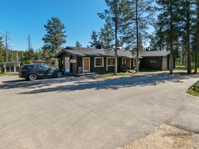 Metsänpirtti 2 | Boeken bij Flickmyhouse