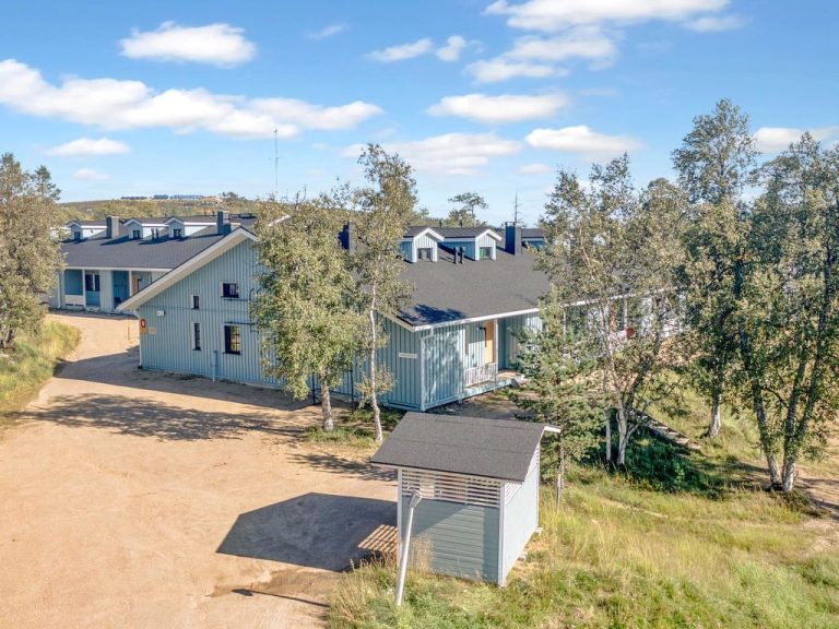 Saarihely a 2 | Boeken bij Flickmyhouse