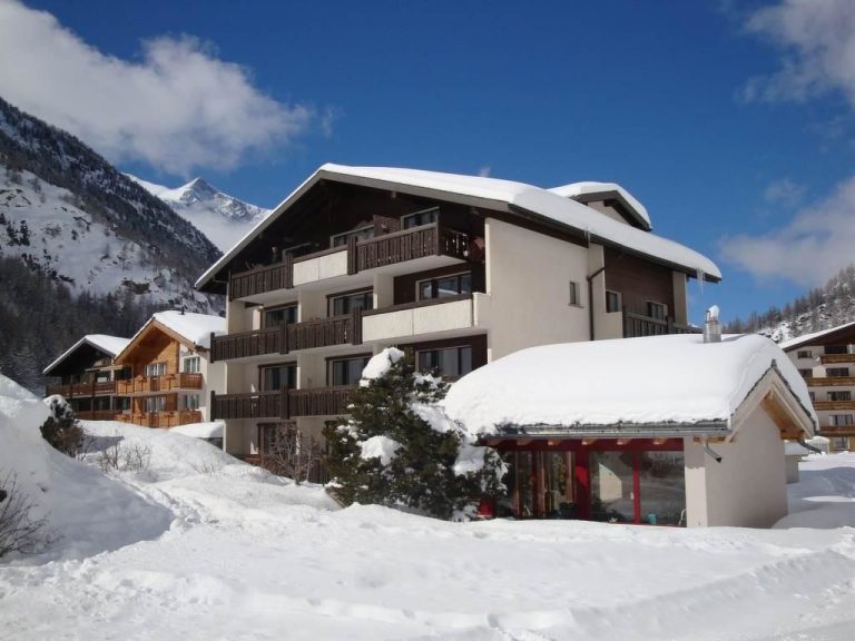 Haus Azur | Boeken bij Flickmyhouse