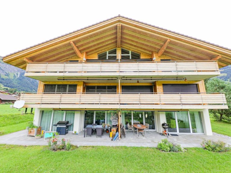 Kronenplatz 11 OG | Boeken bij Flickmyhouse