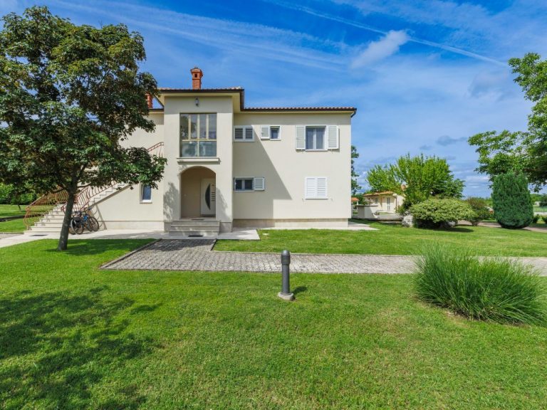 Macini | Boeken bij Flickmyhouse