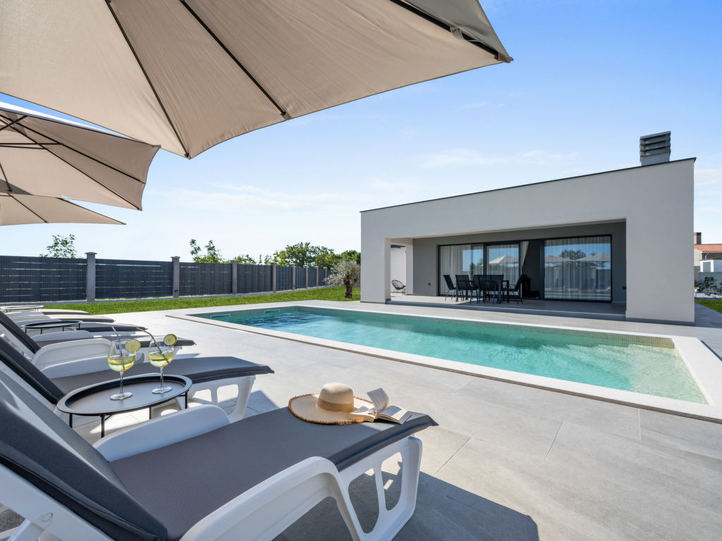 Villa Meraki | Boeken bij Flickmyhouse