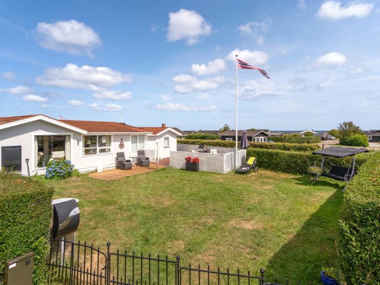 "Dragan" - 250m from the sea | Boeken bij Flickmyhouse